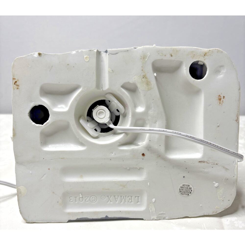 Lemax Christmas Village Pierre’s Christmas Building 2013 Retired IOB EUC READ - Picture 6 of 7